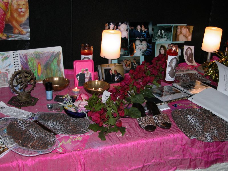 ../Images/Robert ring memorial at rudolphos 046.jpg